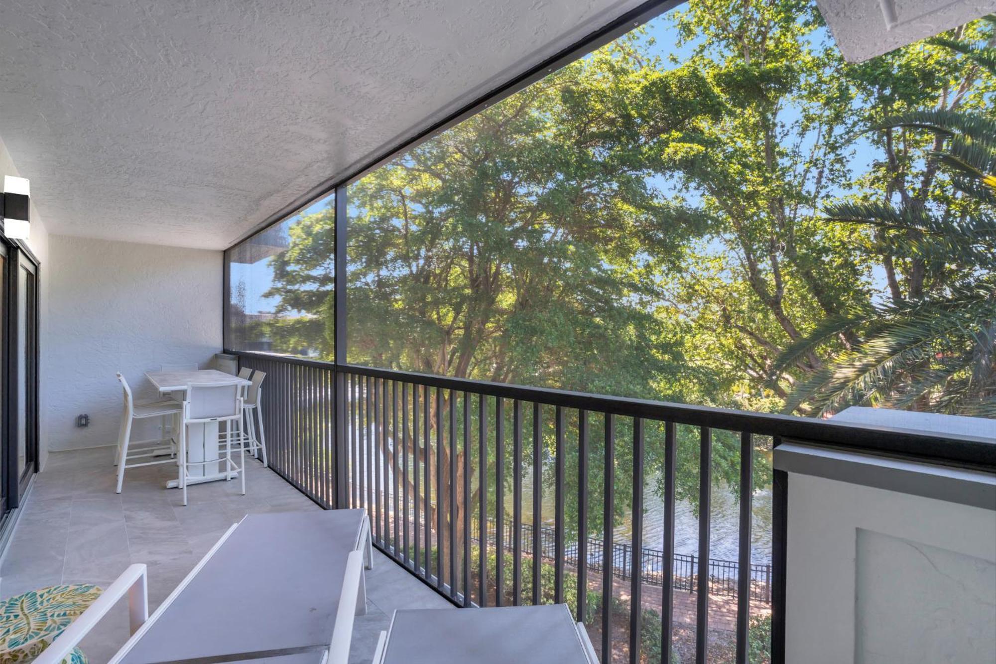 Park Shore Resort By Mike Z Rentals (Adults Only) North North Naples Exterior foto